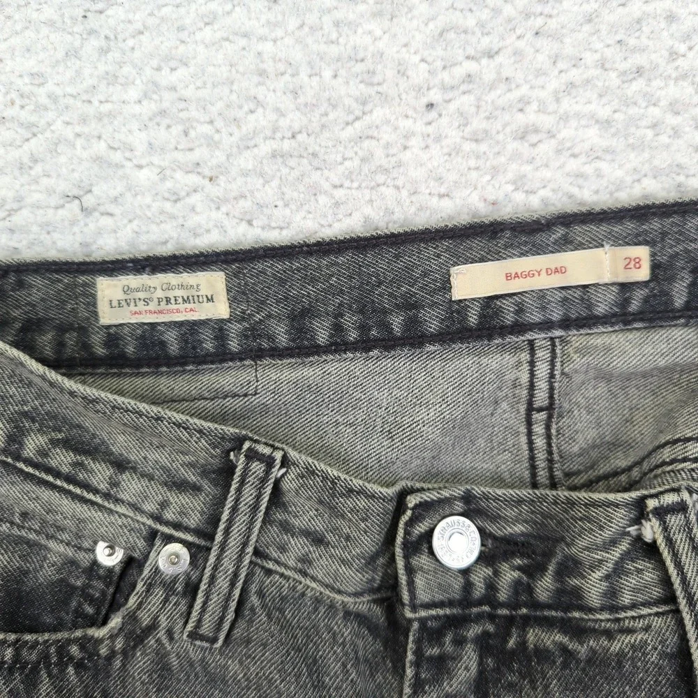 Levi's Premium Baggy Dad Jeans Women's Size 28 Gray Wash High Waist Denim - Picture 7 of 9
